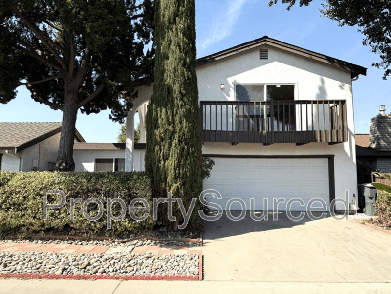 Modesto House: 317 De Vega Ct