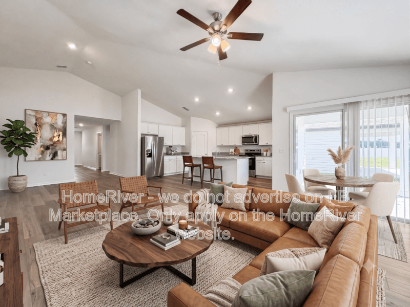 Jacksonville House: 6918 Myrtle Oak Rd