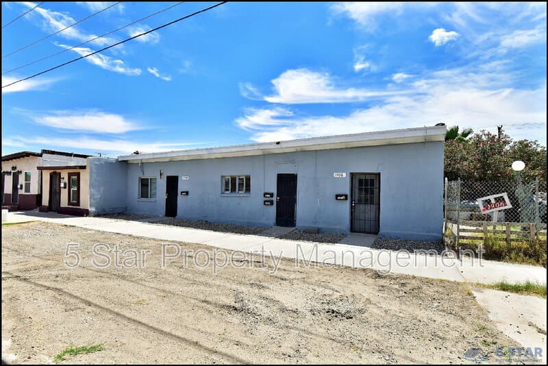 El Paso Condo: 1908B Olive Ave !!