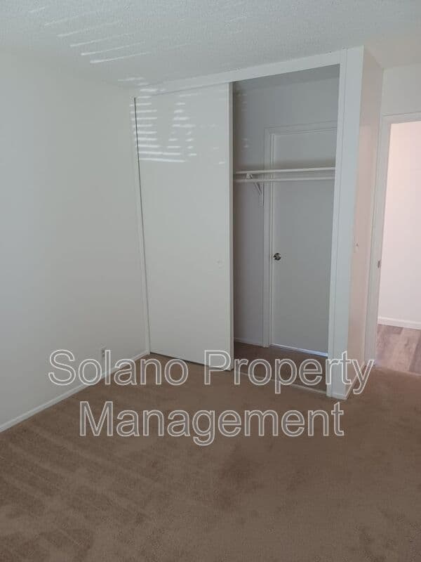 Fairfield Condo: 766 E Tabor Ave