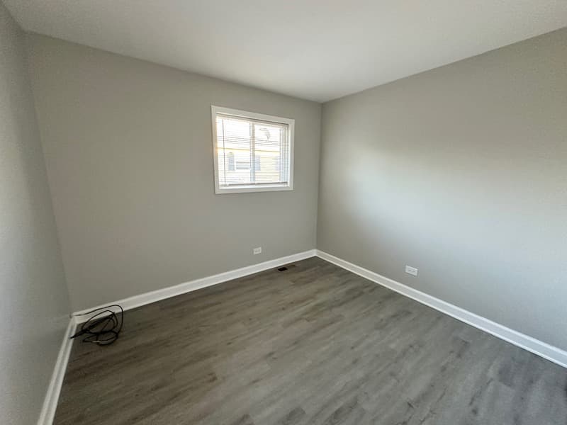 Wheaton Townhome: 1719 E Roosevelt Rd