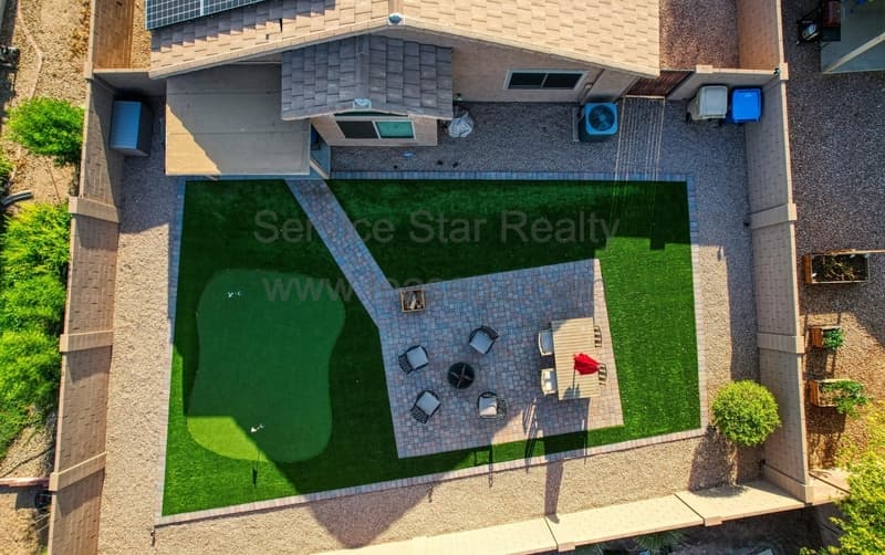 Litchfield Park House: 6031 N Castano Dr