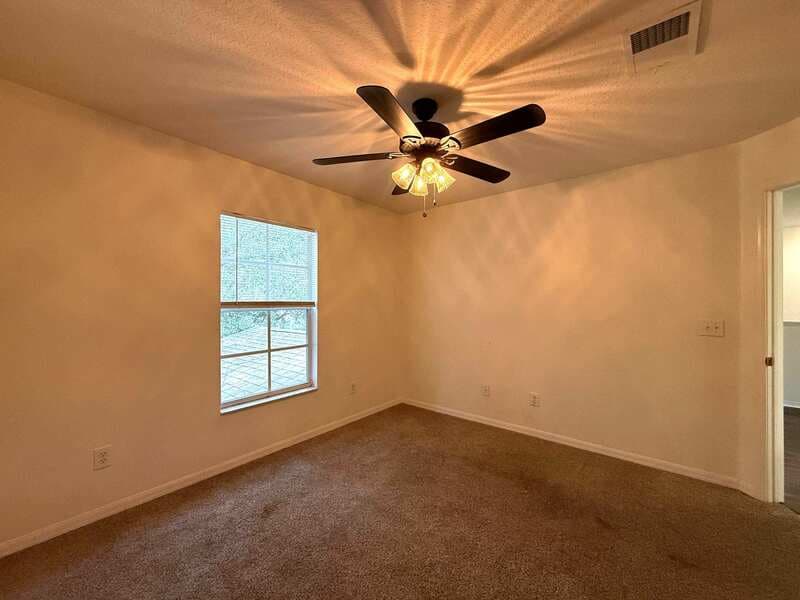 Lithia House: 16221 Bridgewalk Drive