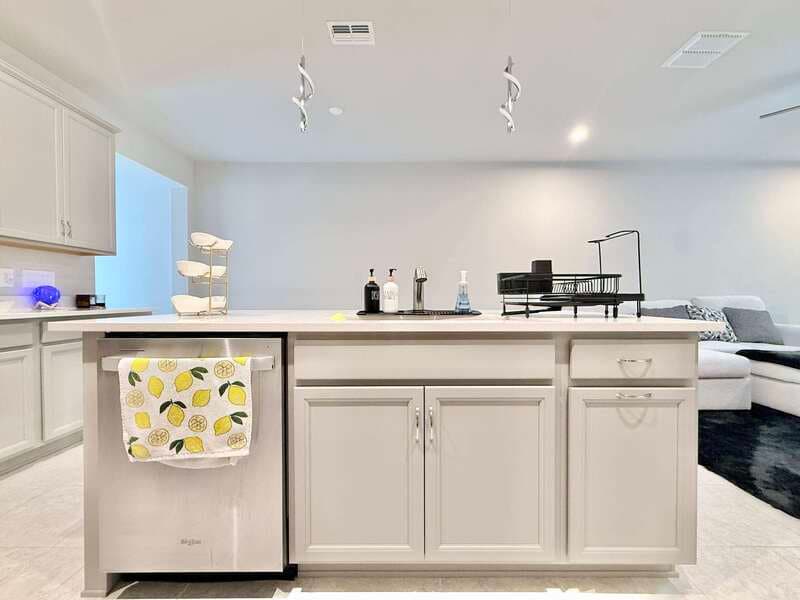 Brandon Townhome: 1124 Creek Valley Court - 1