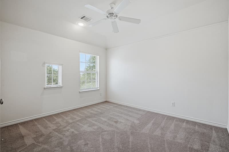 Fort Worth House: 2913 Gordon Avenue