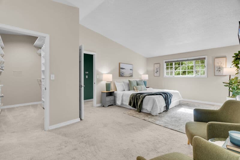 Portland House: 9255 Southwest Boones Ferry Road