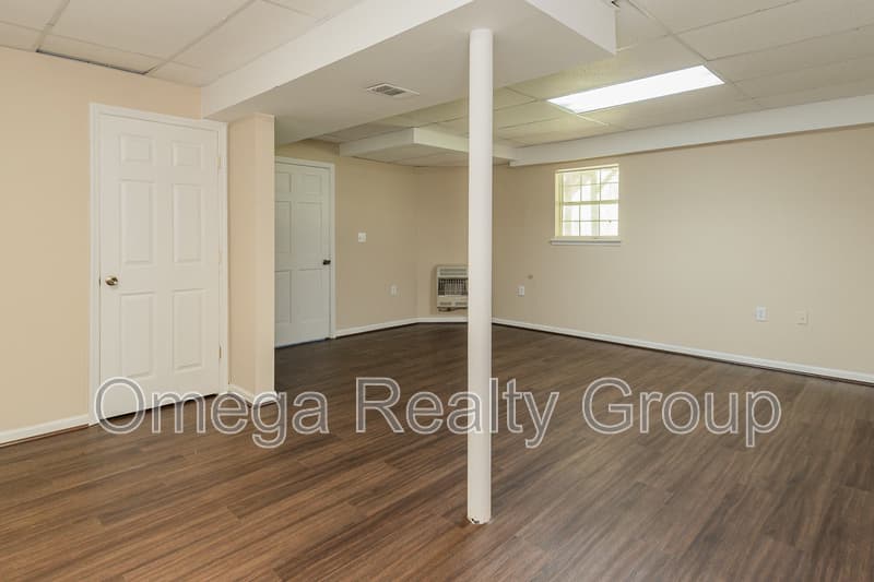 Pinson House: 6450 Kimberly Loop