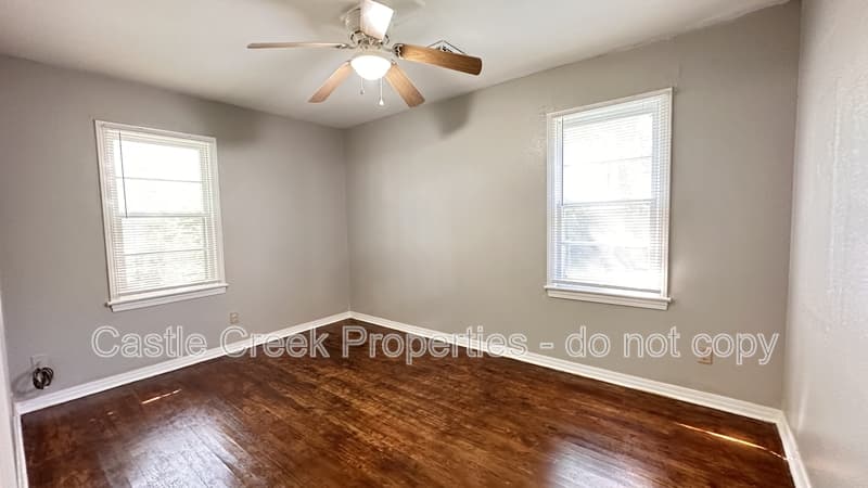 Midwest City House: 1104 Hickory Lane