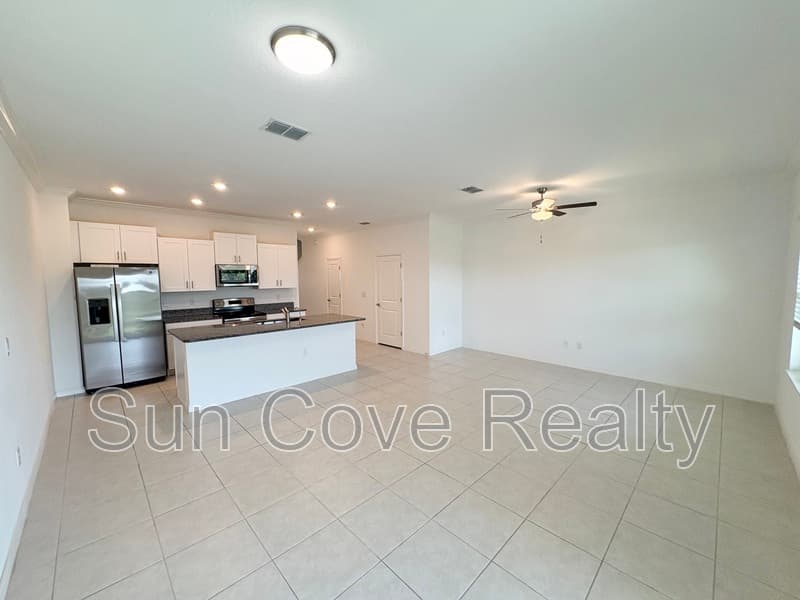 Land O Lakes Townhome: 8840 Gallantree Pl