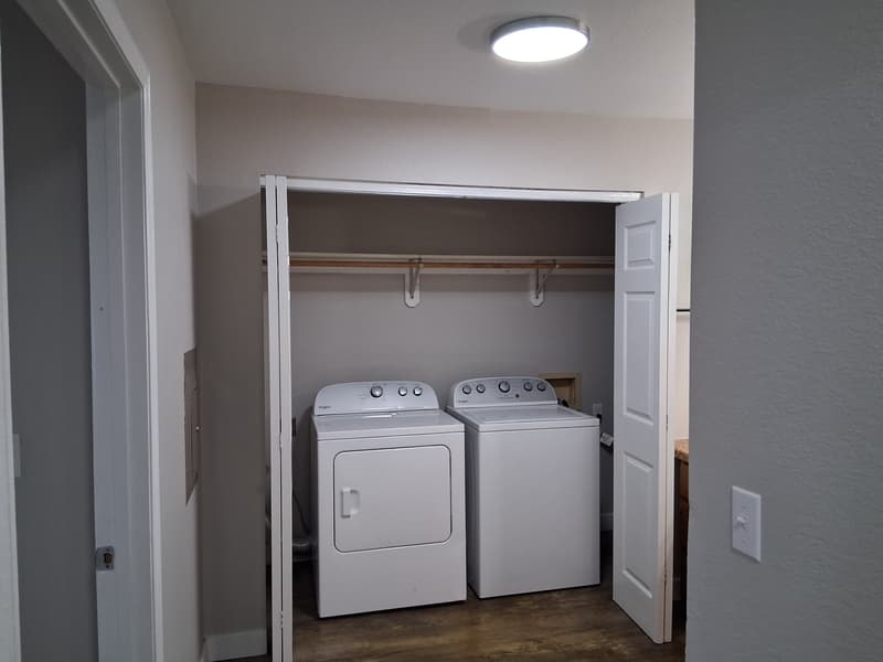 Oshkosh Condo: 835 Wisconsin Street - 1D