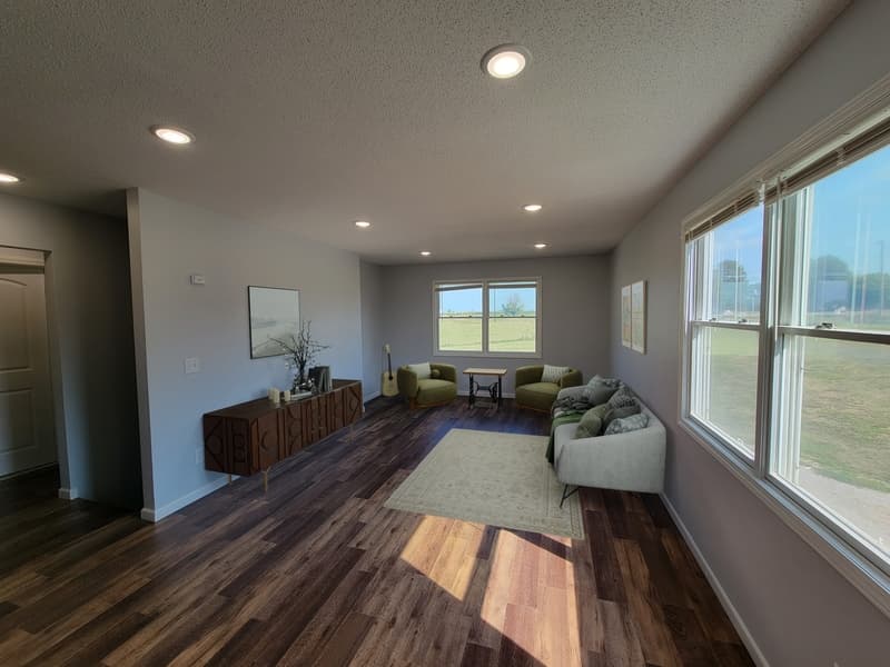 Pella Condo: 625 Highway T14
