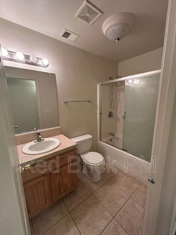 Merced House: 1236 E Alexander Ave.