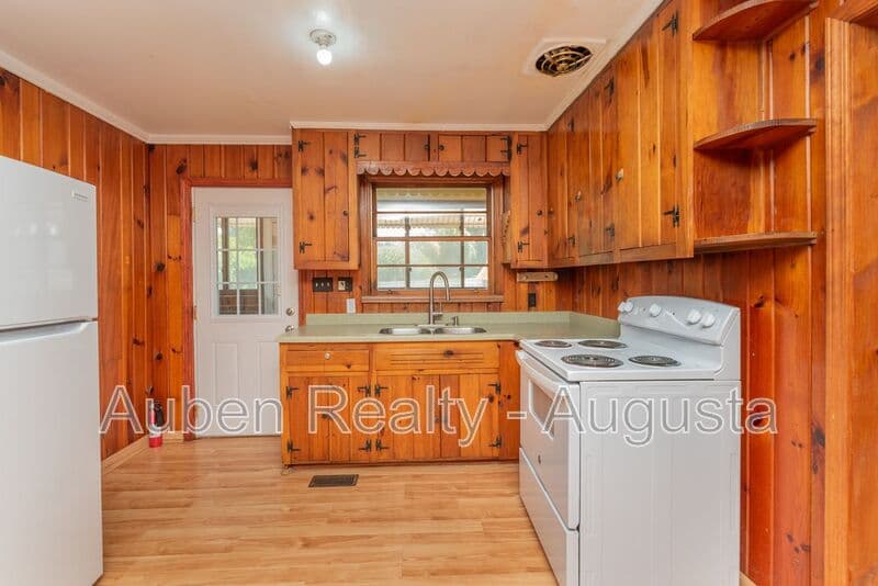 North Augusta House: 315 Georgia Avenue