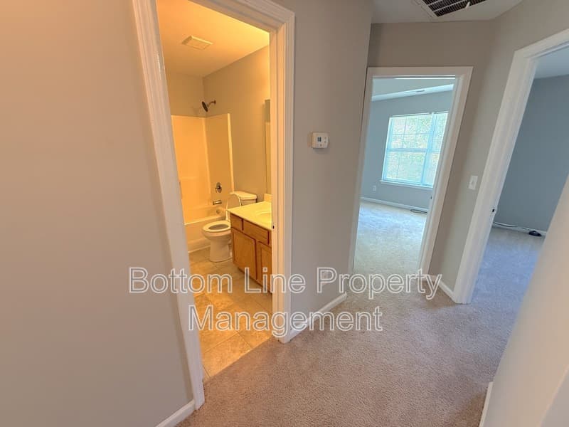 Charlotte House: 1320 Ben Livingston Rd