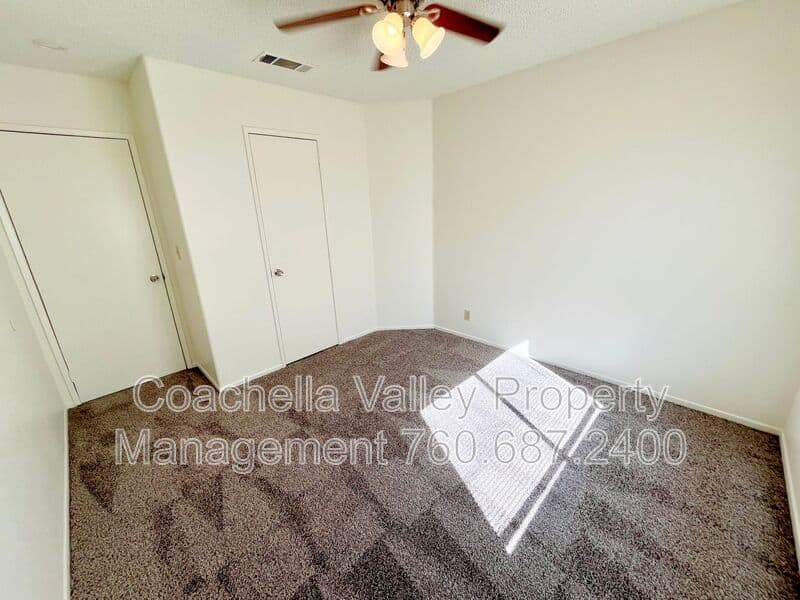 Cathedral City House: 32244 Navajo Trail