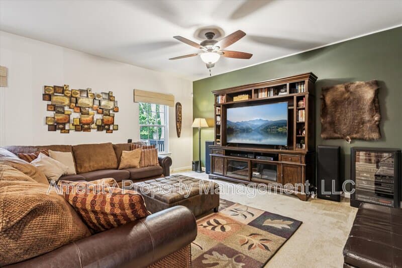 Toano House: 3271 Newland Court