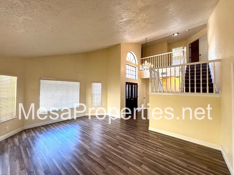 Victorville House: 12820 Santa Anita Trail