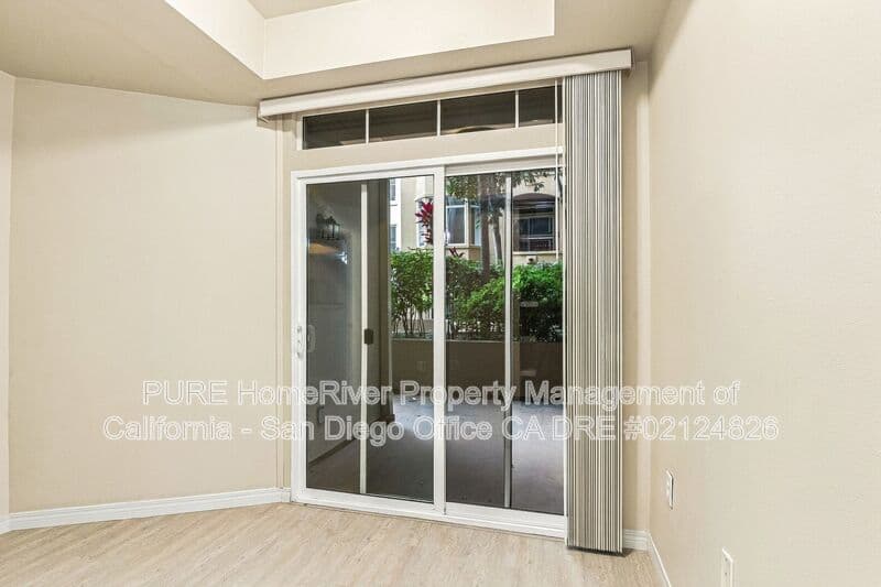San Diego House: 2400 5th Avenue