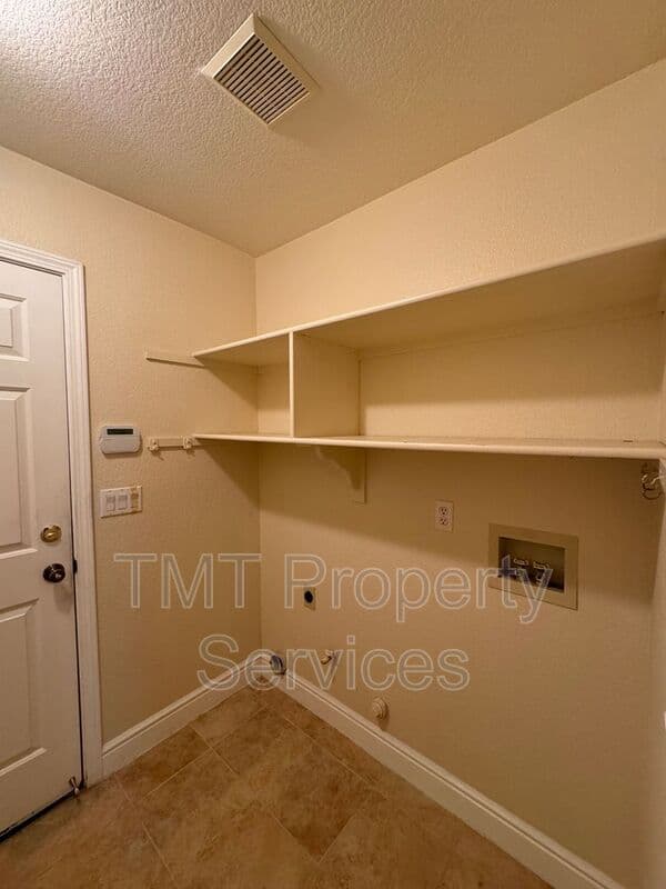 Gold River House: 2144 Gold Hollow Ct