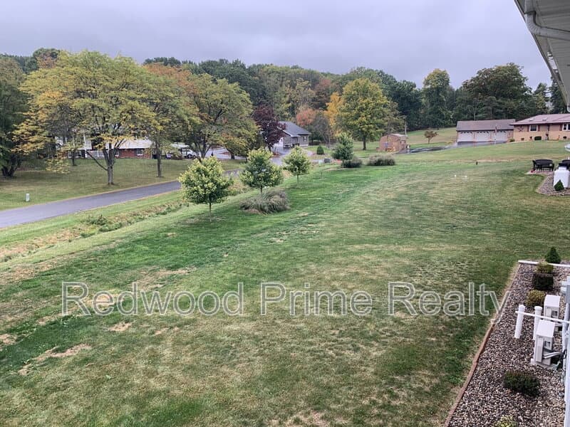 Hollidaysburg Condo: 2321 Smoke Dr B