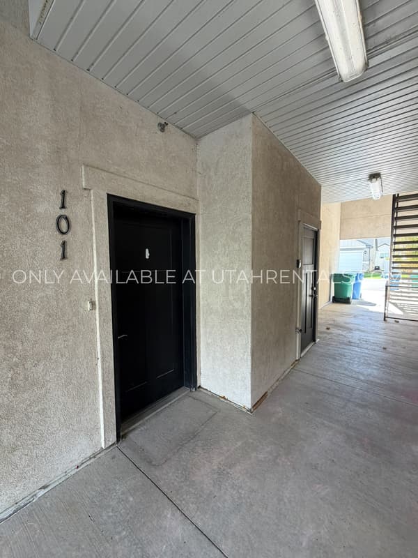 Lehi Condo: 4166 W 1850 N