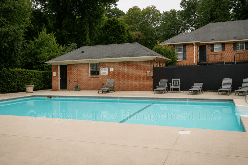 athens House: 1688 Prince Avenue