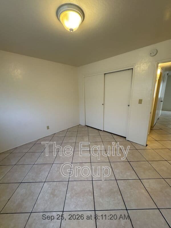 Exeter Condo: 310 North Orange Ave