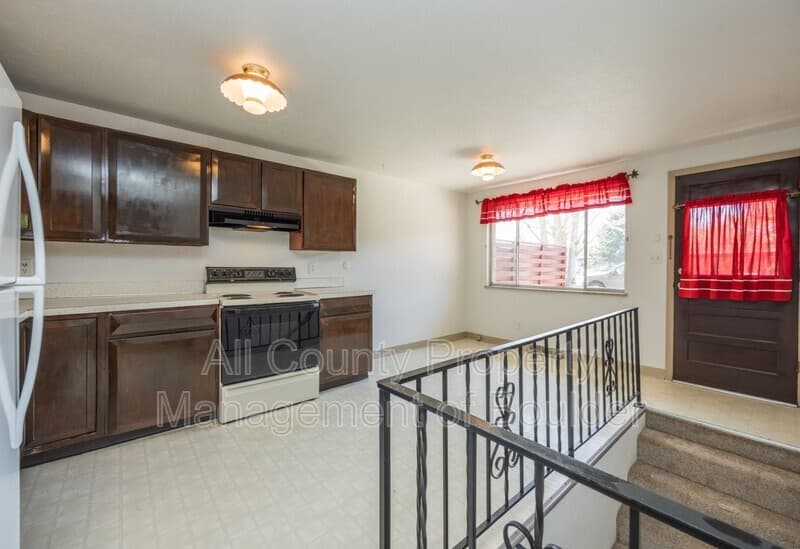 Longmont Condo: 1517 Stuart St