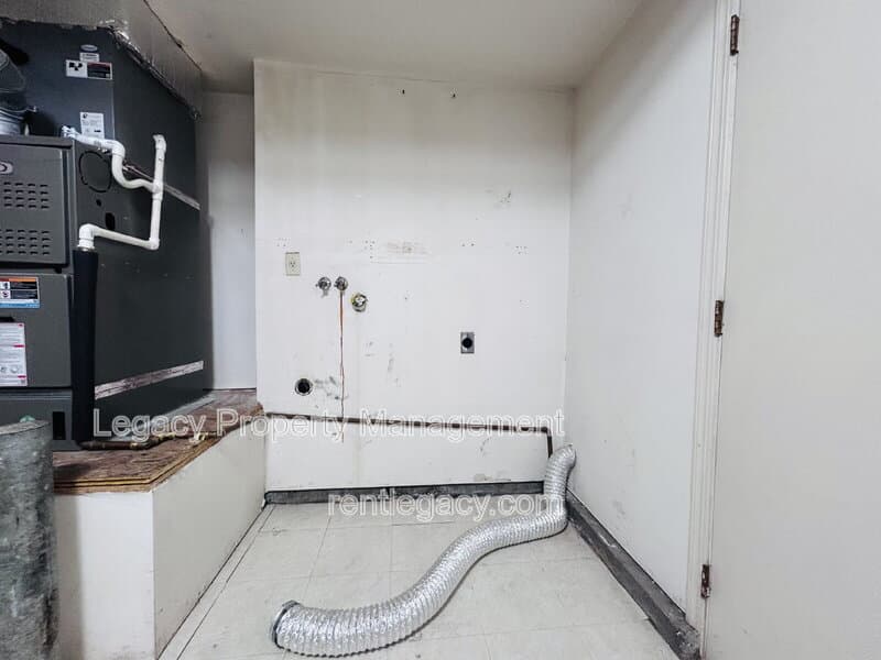 Concord House: 1505 Ballad Ct
