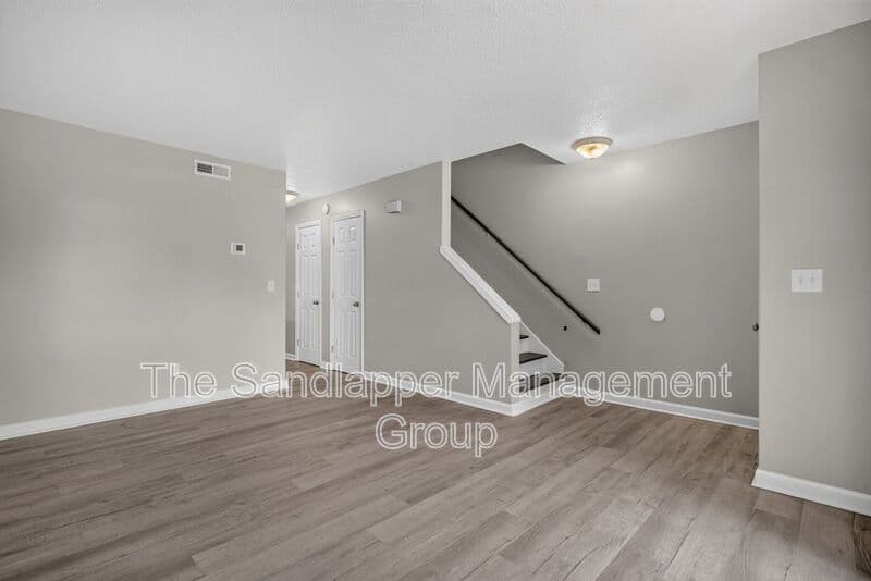 Summerville Townhome: 126 Langley Drive