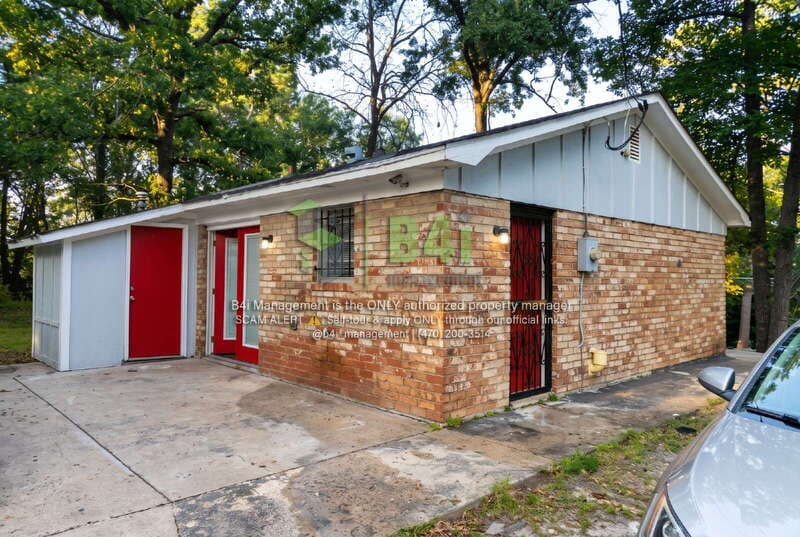 Augusta House: 3025 Sprucewood Drive