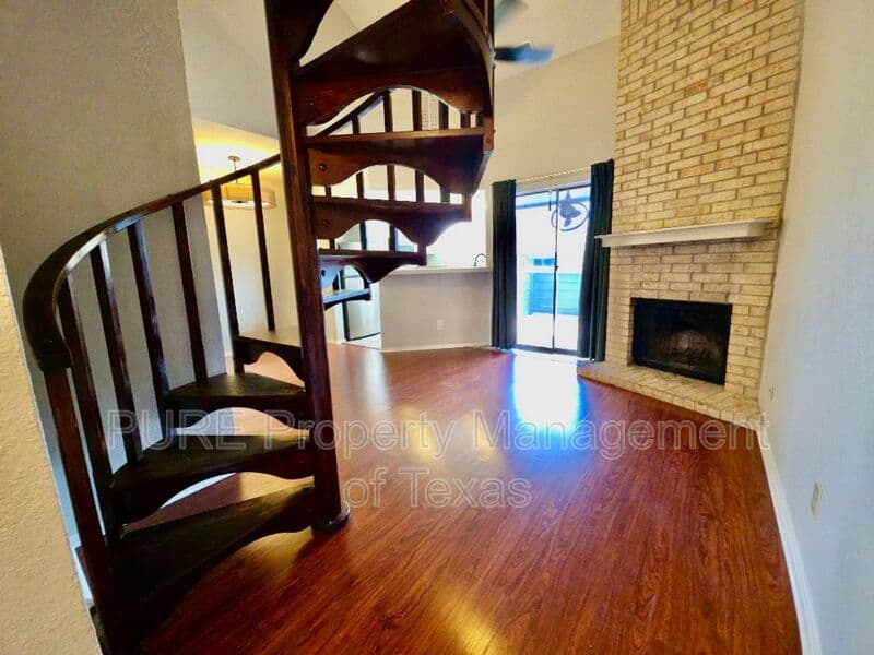 Austin Condo: 2500 Burleson Rd