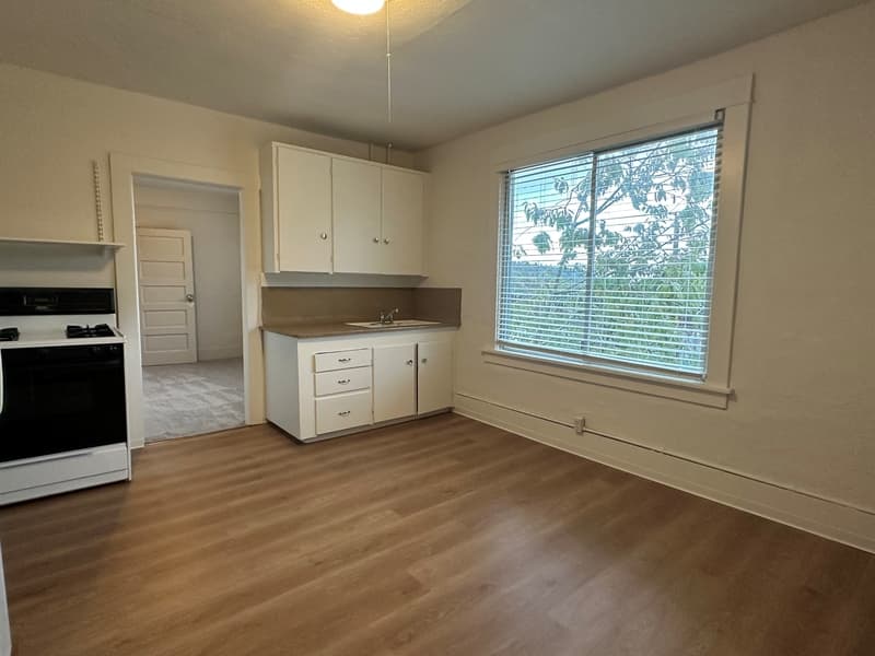 Seattle Condo: 3837 23rd Ave SW - 4