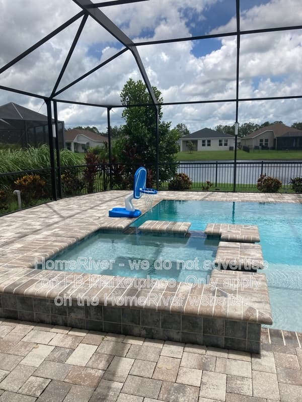 Parrish House: 12533 Ryegrass Loop