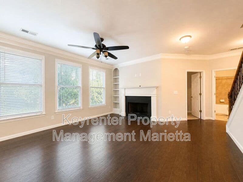 Marietta House: 302 Rosemont Park Ln