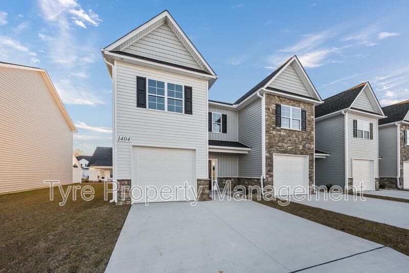 Greenville Townhome: 1904 Newbury Way