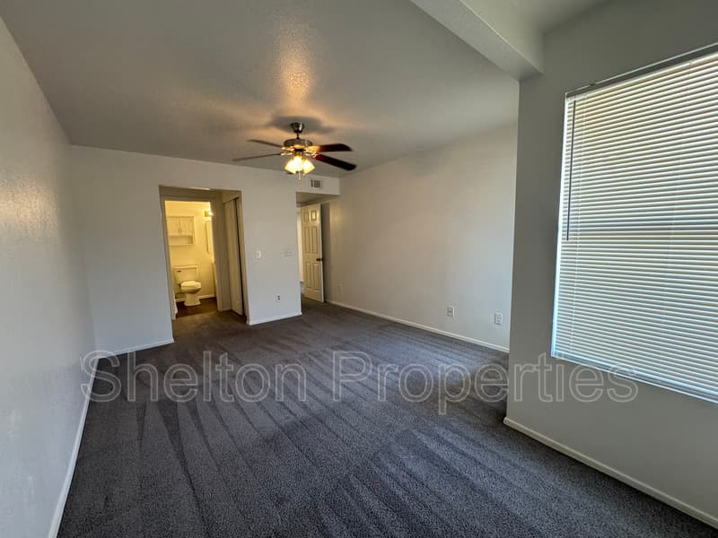 Mesa Condo: 1331 W Baseline Rd, 242