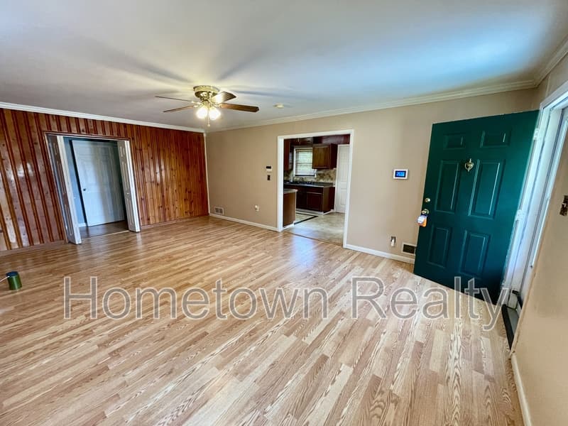 Riverdale House: 269 Valley Hill Road