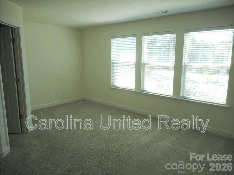 Belmont House: 1566 Cedar Tree Dr