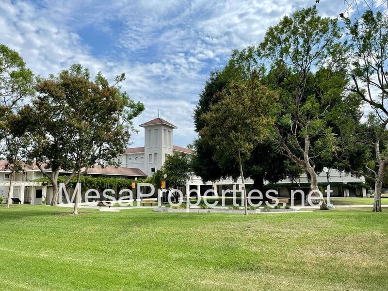 La Verne House: 2704 Park Ave