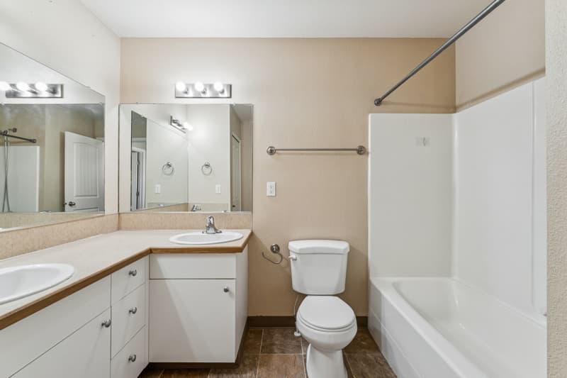 Boise Townhome: 7906 West Colehaven Court