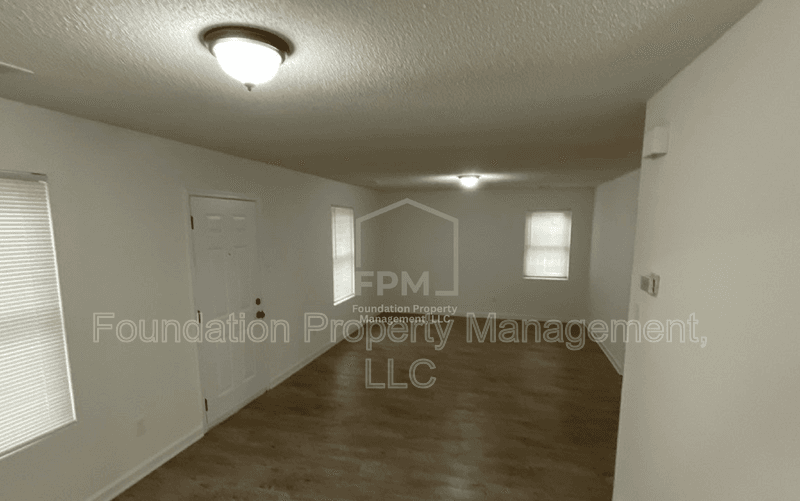 Memphis House: 2605 Whitman Avenue