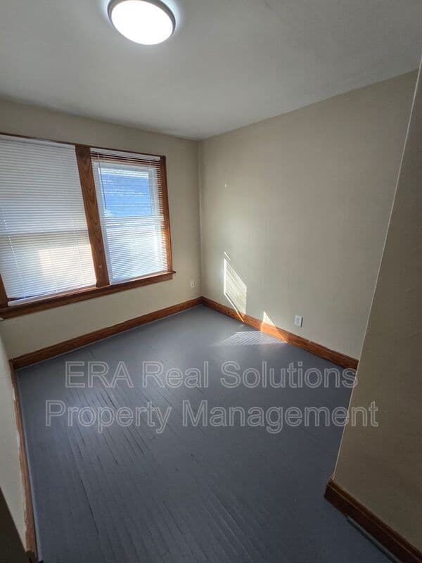 Columbus Condo: 52 N Ogden Rd