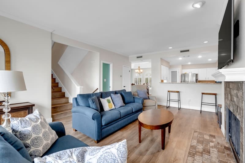 Horseshoe Bay Condo: 415 Horseshoe Bay North Boulevard - 1