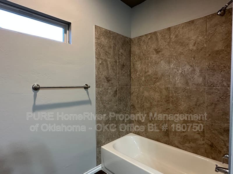 Oklahoma City Condo: 920 SW 91st St