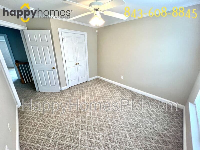 Charleston House: 1545 Ashley River Road