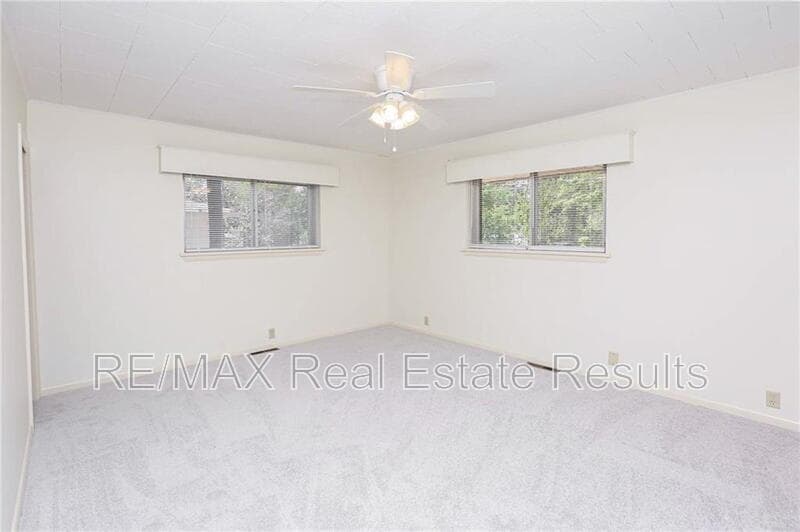 Prairie Grove Condo: 411 Kate Smith Street