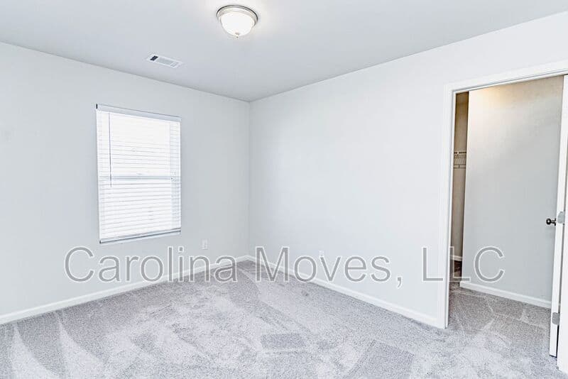 Inman House: 638 Farmstead Trail