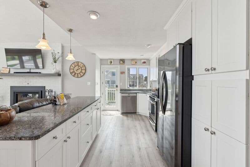 Wells House: 572 Ocean Avenue