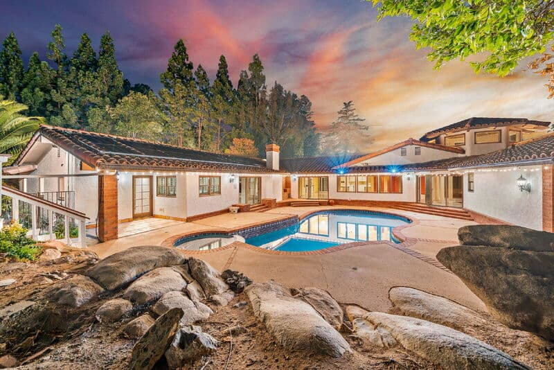 San Diego House: 18714 Bernardo Trails Dr